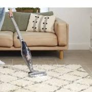 جارو شارژی بلک اند دکر مدل SVB520JW